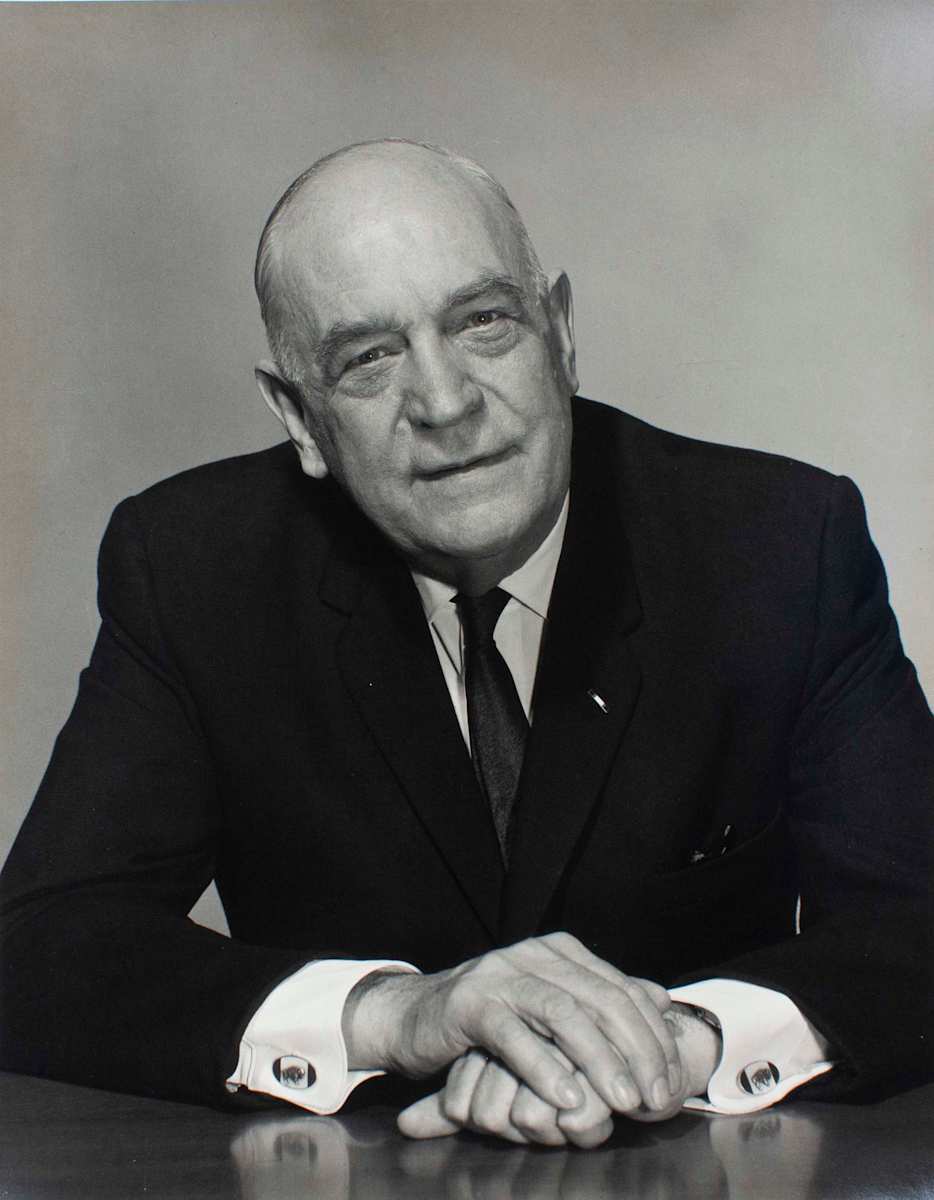 William Menninken by Philippe Halsman, Image 2.