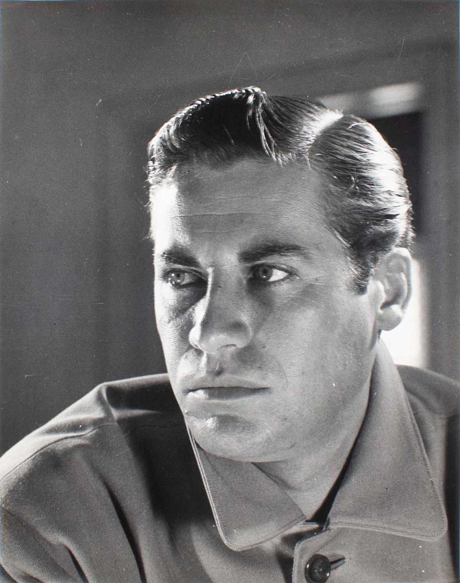 John Hodiak by Philippe Halsman, Image 2.