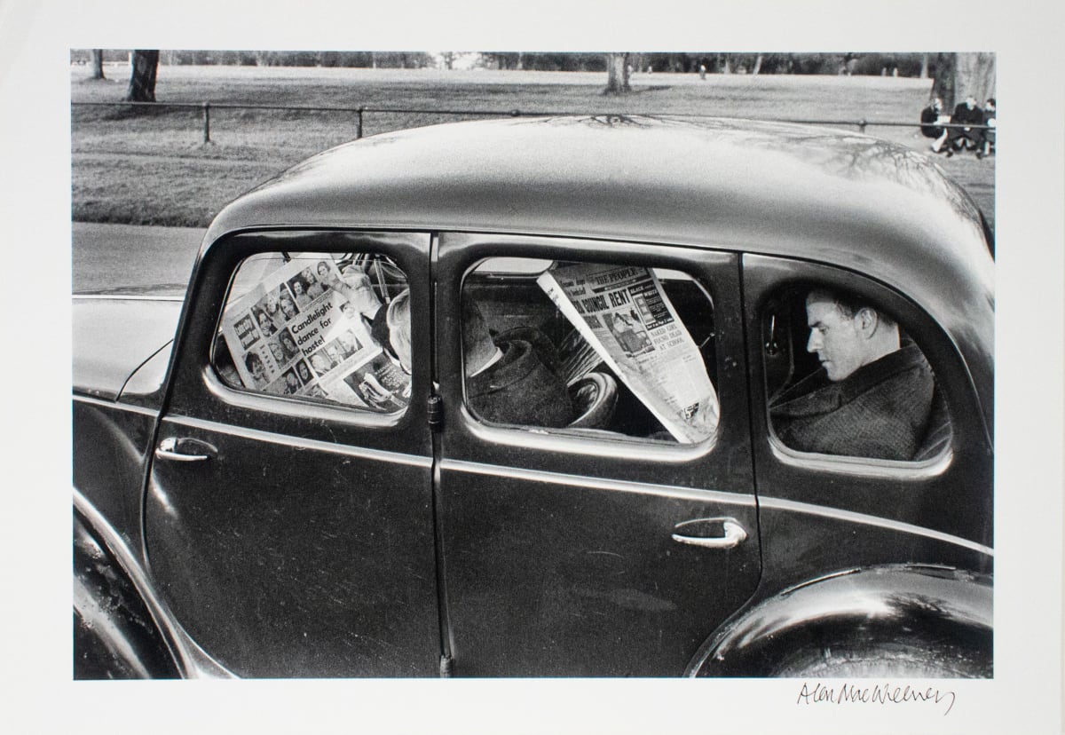 Reading the Papers, Phoenix Park, Dublin by Alen MacWeeney 