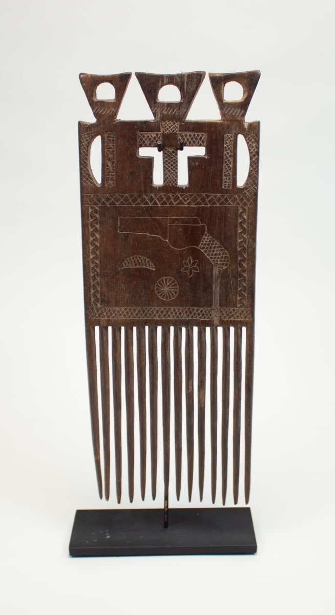 Comb by Unknown, Image 1.