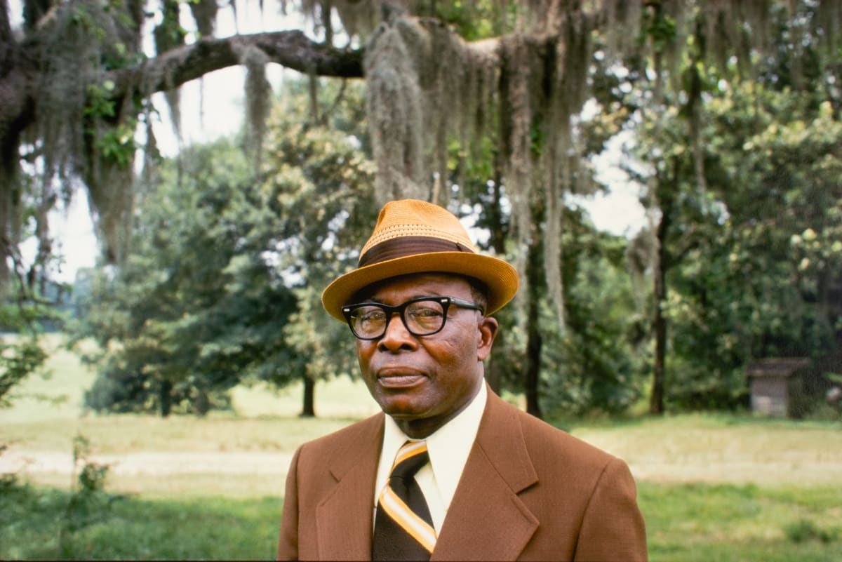 Reverend Isaac Thomas, Rose Hill Church, Fisher Ferry Road, Warren County, Mississippi, 1975 by William R. Ferris 