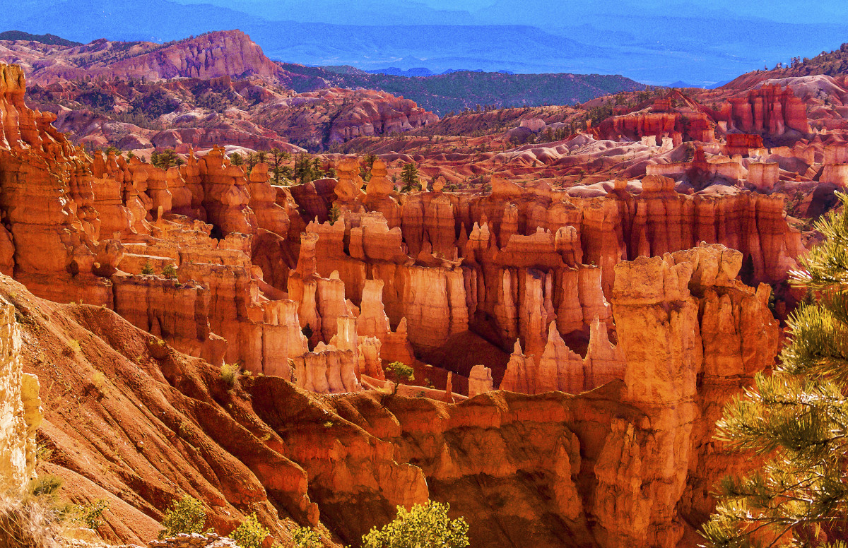 Bryce Canyon Amphitheater and Sinking Ship from Sunset Point Morning by Rodney Buxton 
