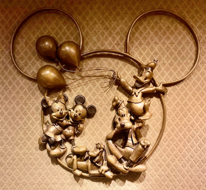 Mickey and Friends Balloons (Fab 5 Wall Relief) by Jacinthe Lacroix 