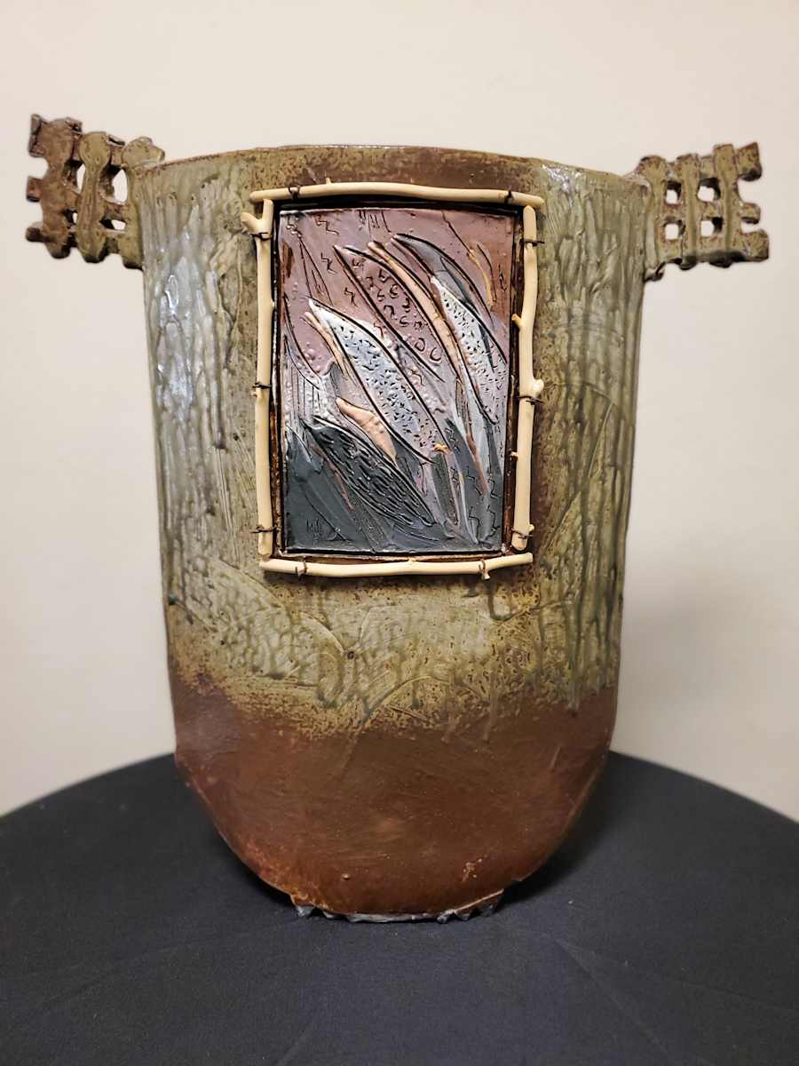 Clay Pot by Steve & Miky Cunningham, Image 1.