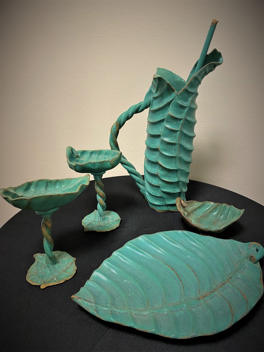 Hospitality by Beth Morean  Image: Handbuilt Clay Sculpture Collection 'Hospitality'