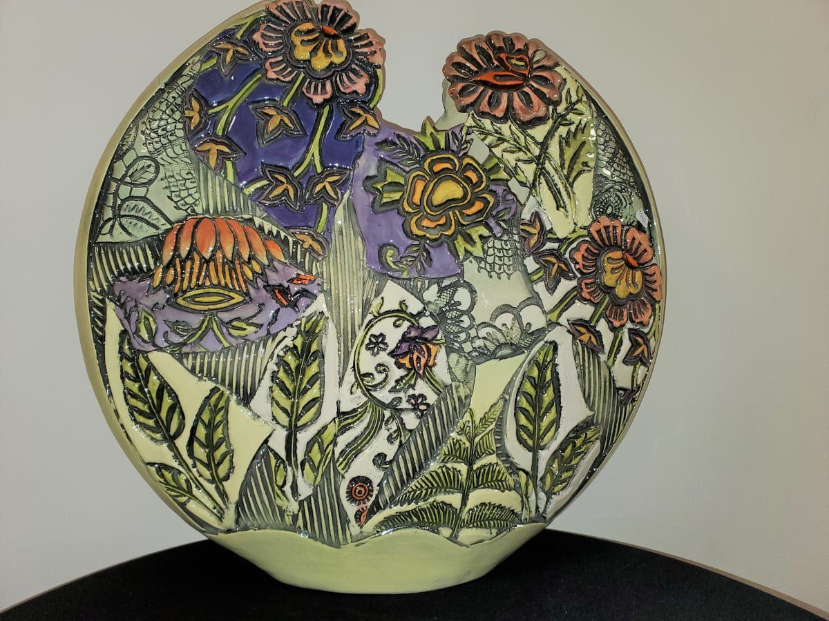 Heart Vase by Gail Markiewicz, Image 1.