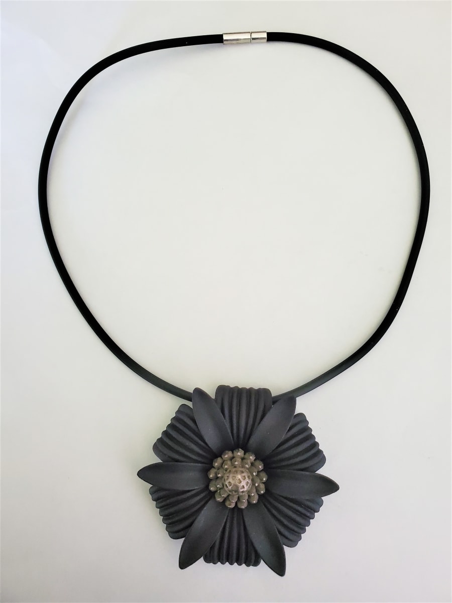 JEWELRY   -   Oliver Schnoor Necklace by Oliver Schnoor  Image: Oliver Schnoor Necklace