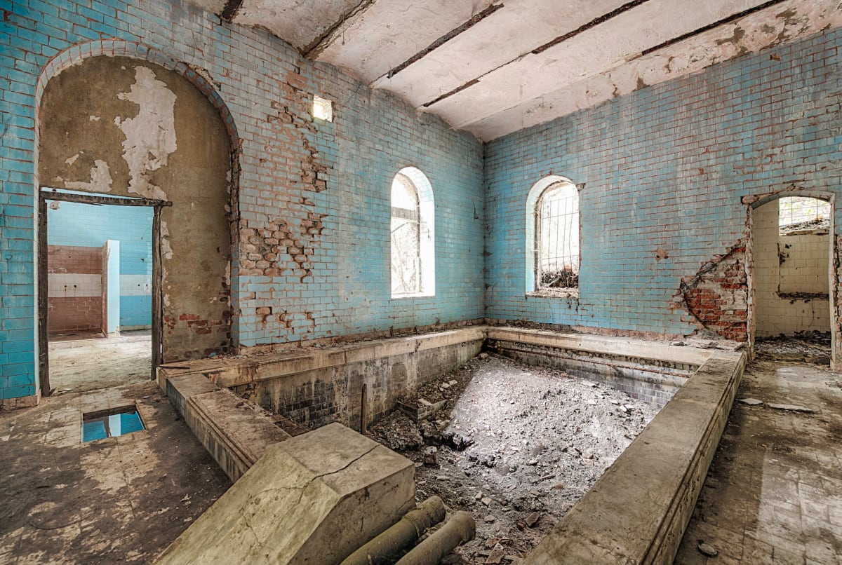 Pool Room by Bogdan Mihai, Image 1.