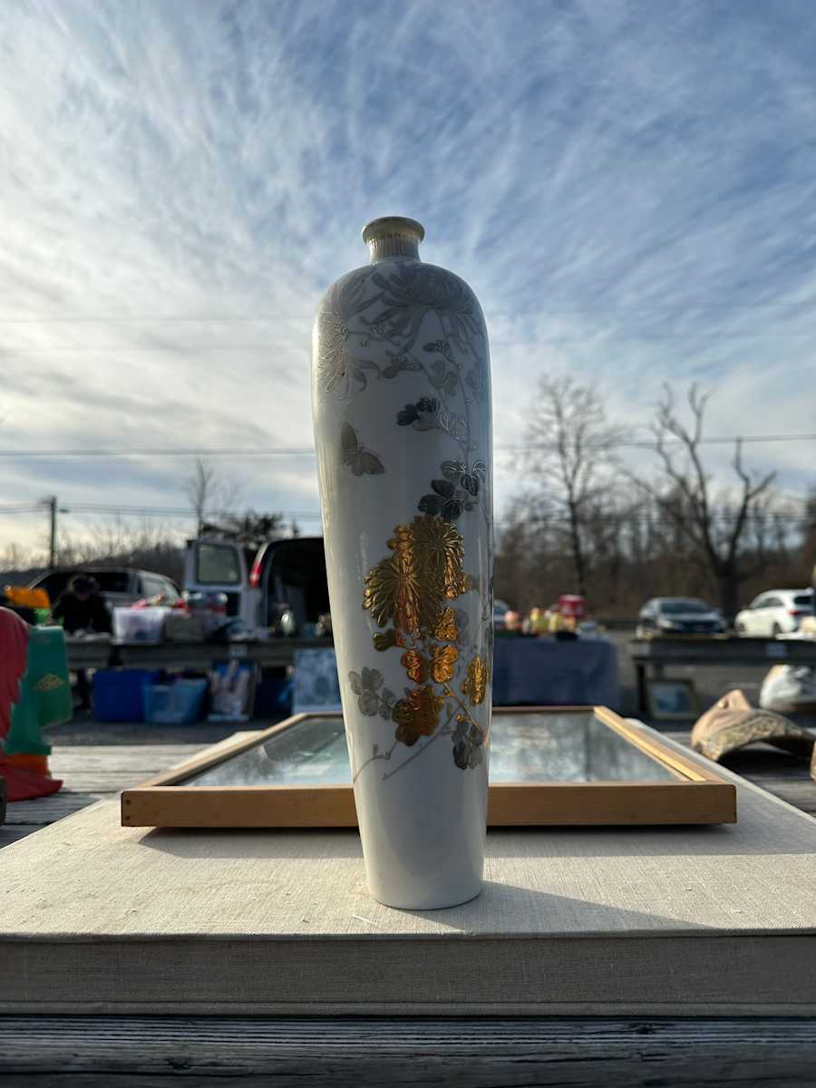 Antique Japanese Tall Satsuma Vase / Sake Vase 