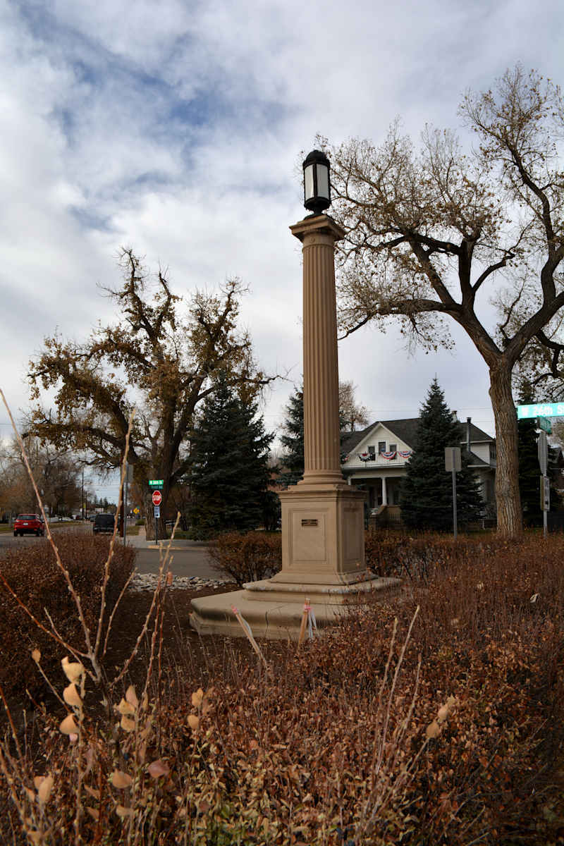 Frank Wenger Holliday Memorial, Image 1.
