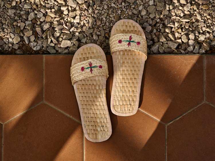 Tsinelas Series by Sherwin Rivera Tibayan  Image: Untitled (Austin, TX), 2023; Courtesy the artist