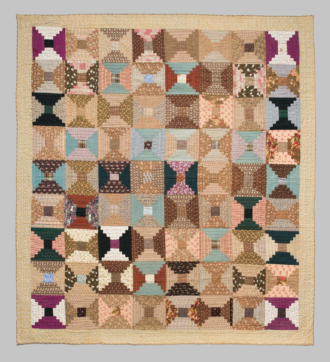 Log Cabin (Courthouse Steps Quilt variation) by Unknown Artist 