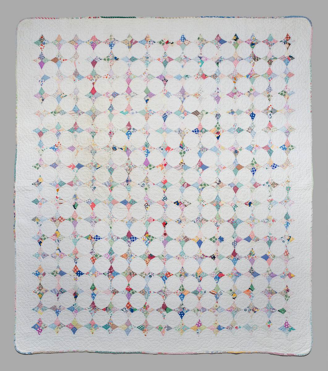 Snowball Quilt by Hattie Hilty, Image 1.