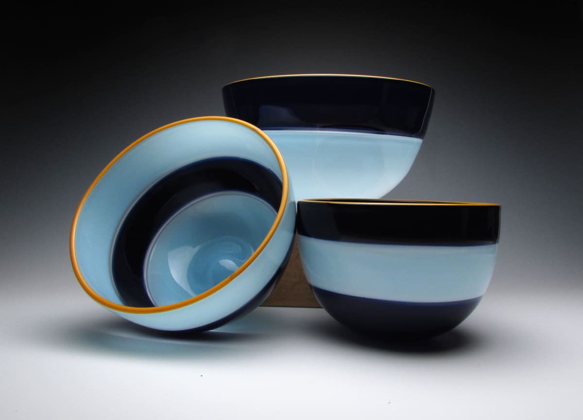 Bright Spot Encalmo Bowls (Blue on Blue) 