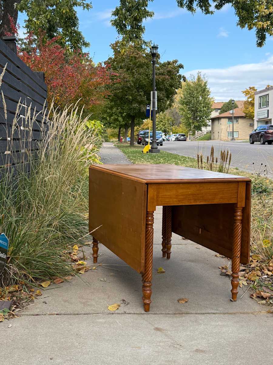 Solid maple Sheraton style dining drop leaf table 