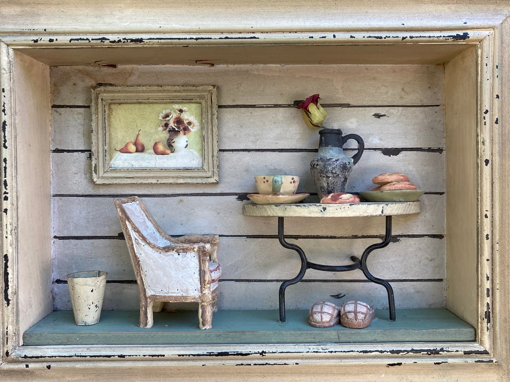 framed decorative diorama 