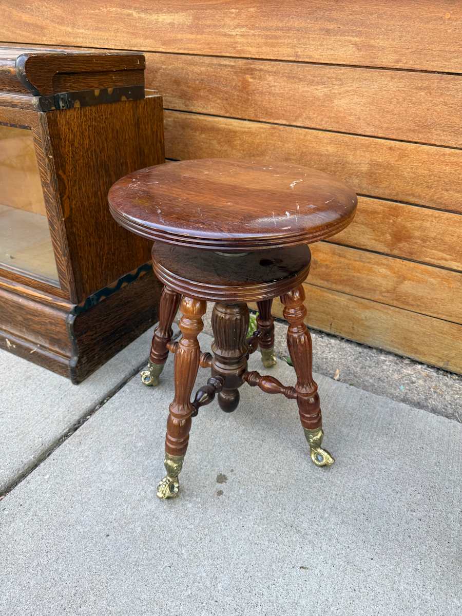 Mahogany organ stool, Image 1.