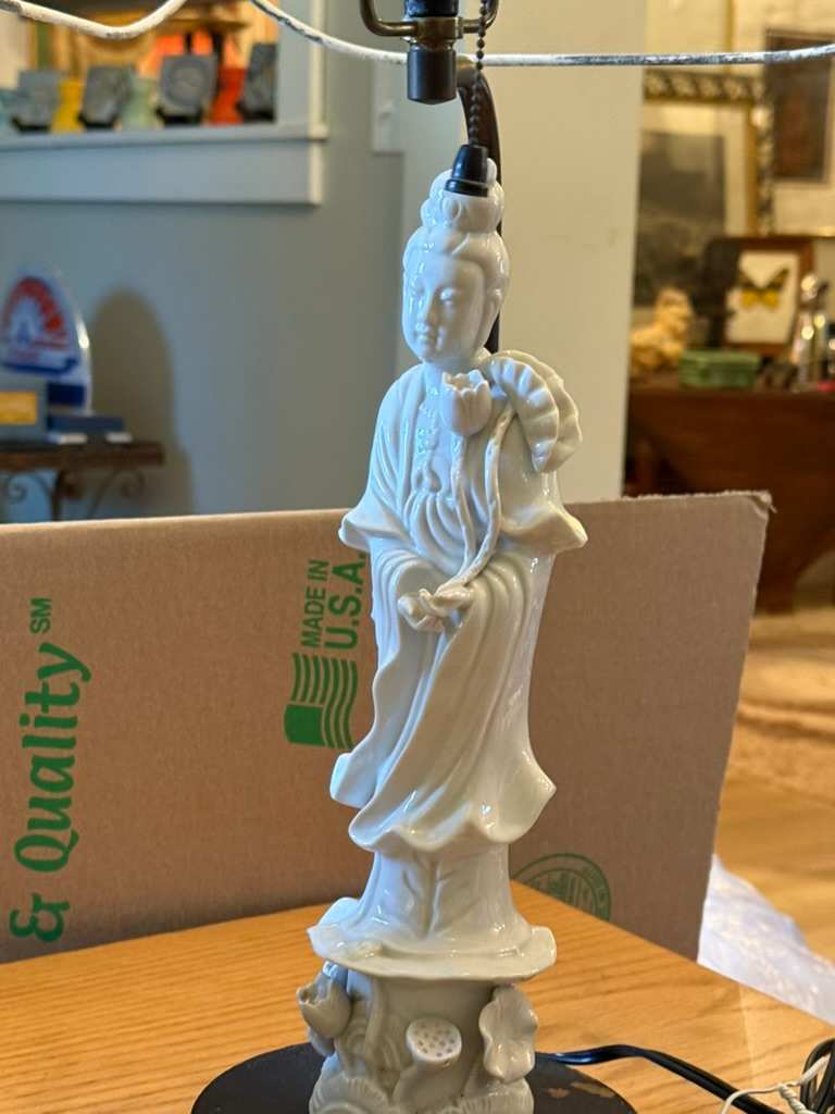 Pair of blanc de chine chinoiseri lamps 