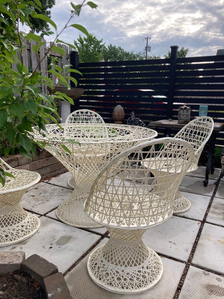 Russell Woodard patio set 