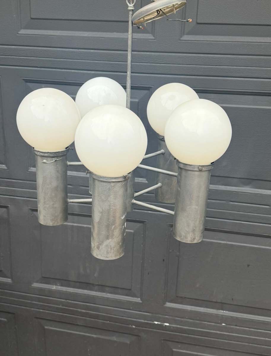 Mid century modern light fixture, Image 1.