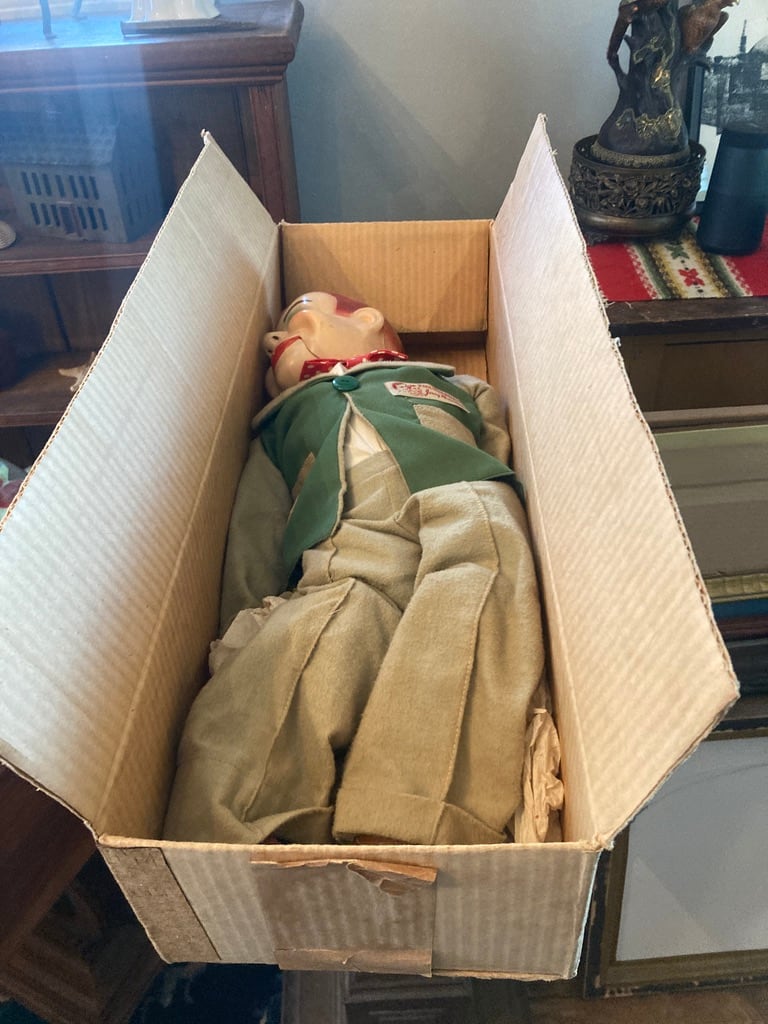 Jerry Mahoney dummy in box 