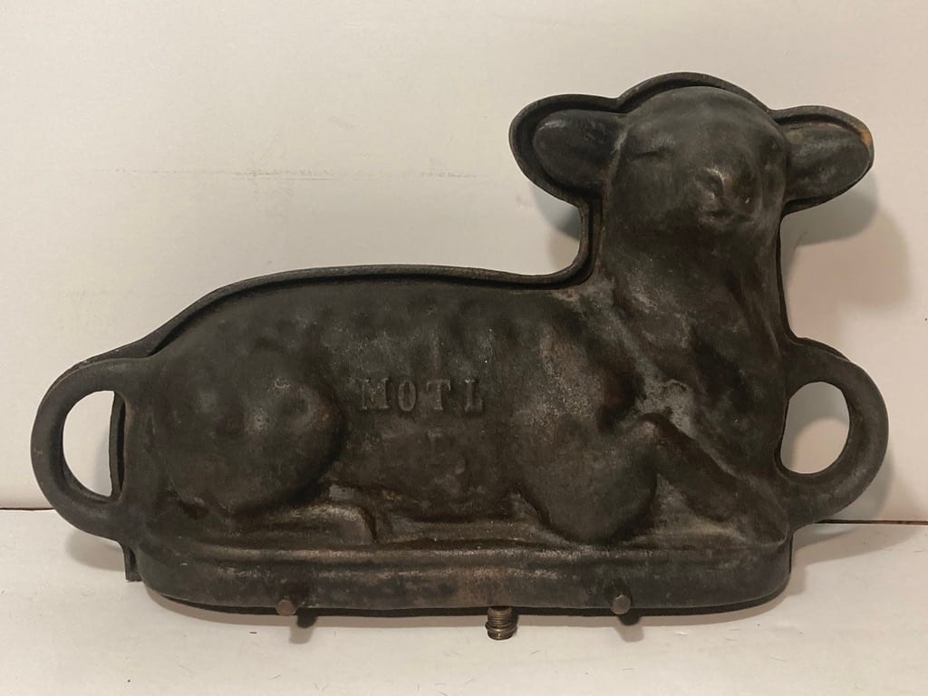 vintage cast MOTL lamb bread mold 