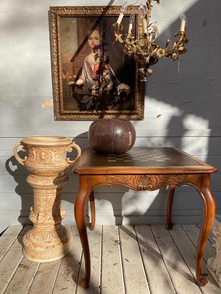 Parquet top and game table 