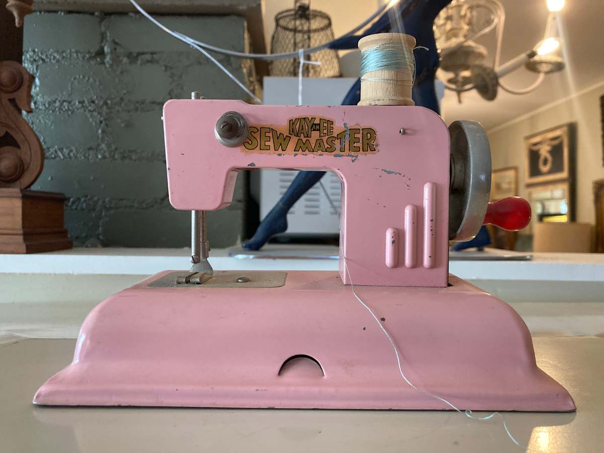 Pink Kay and EE Sew Master toy sewing machine 