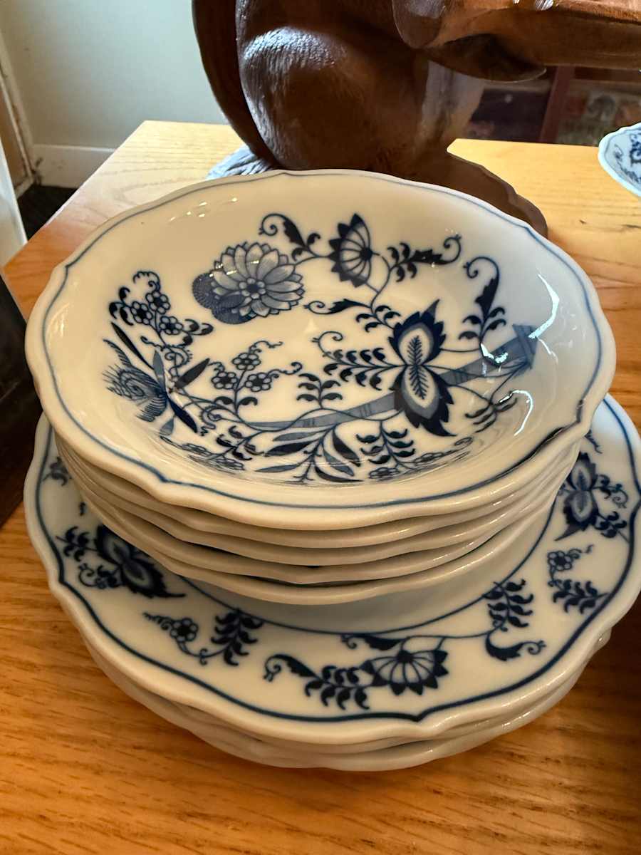 blue Danube small fruit bowl (5) 
