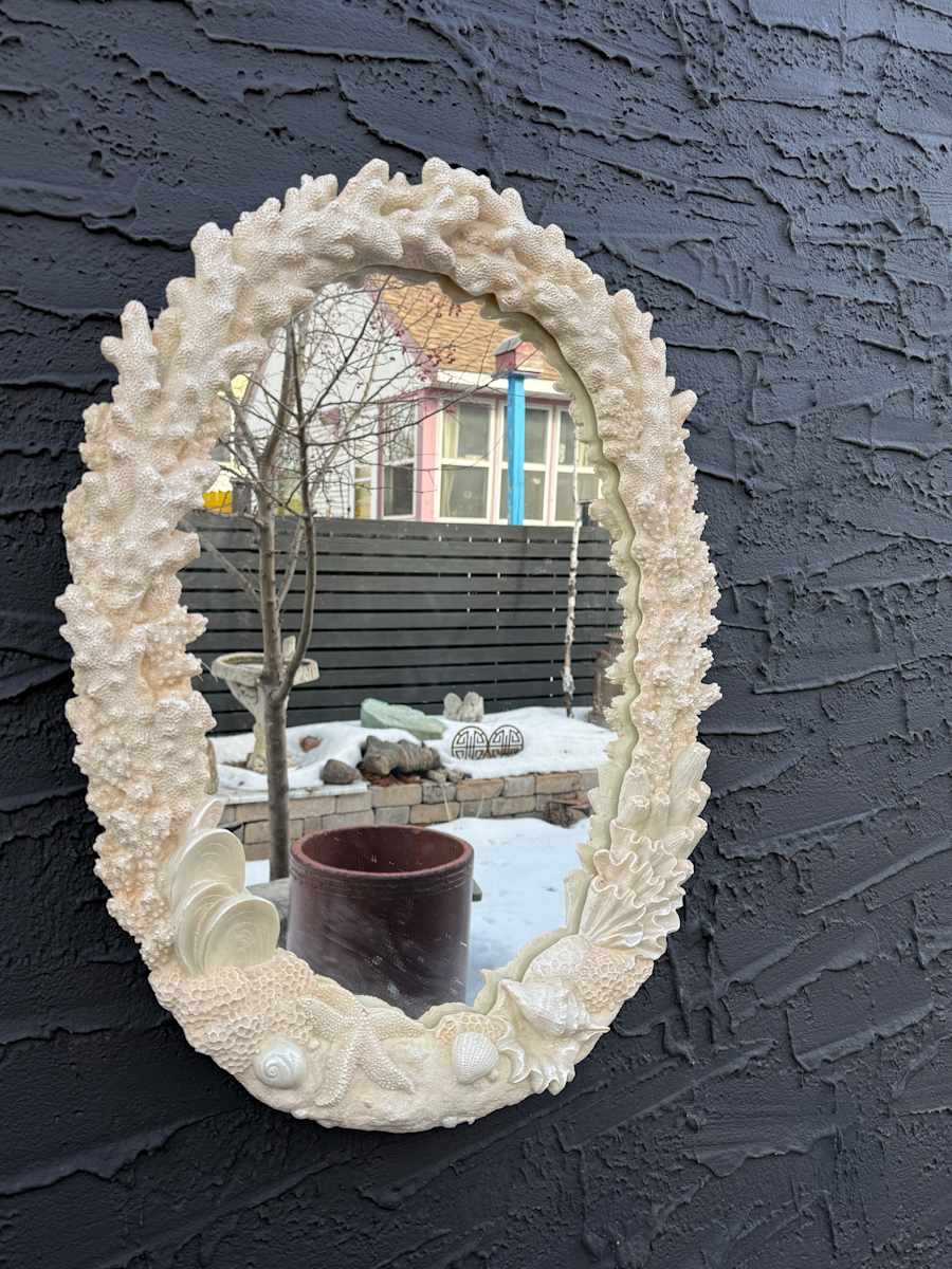 Oval sea shell motif mirror, Image 4.