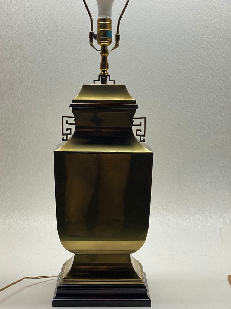 brass Asian table lamp 