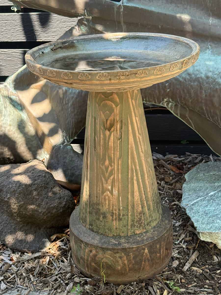 Red Wing bird bath, Image 1.