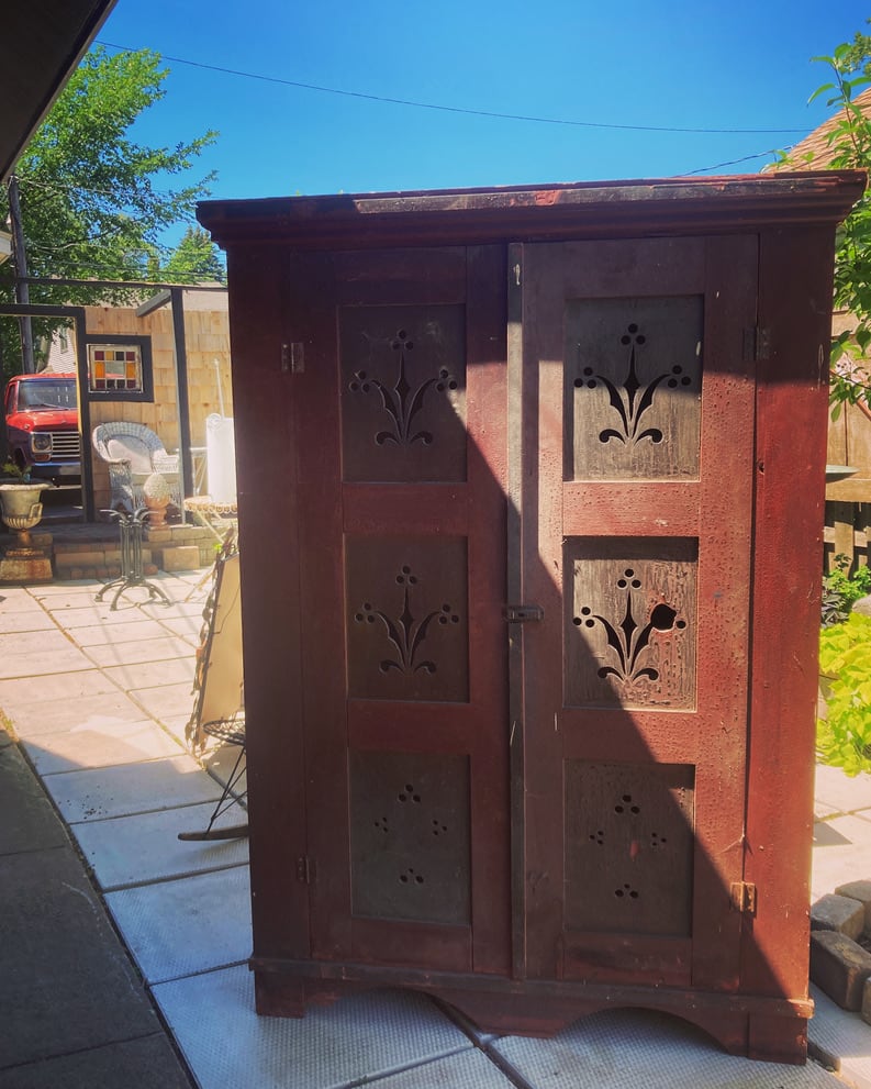 Primitive Norwegian painted cupboard 