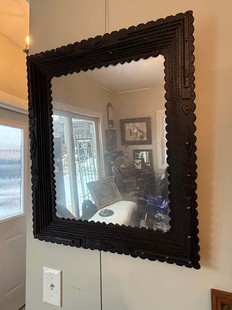 TRAMP ART frame, Image 5.