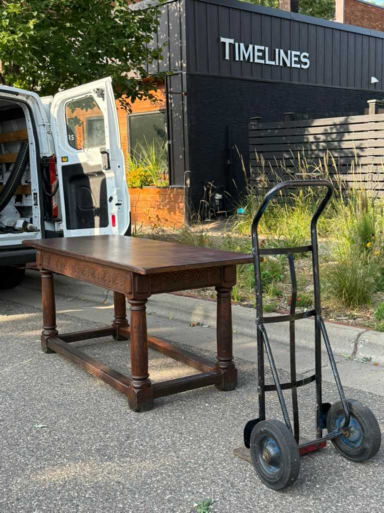 Large oak Tudor table 