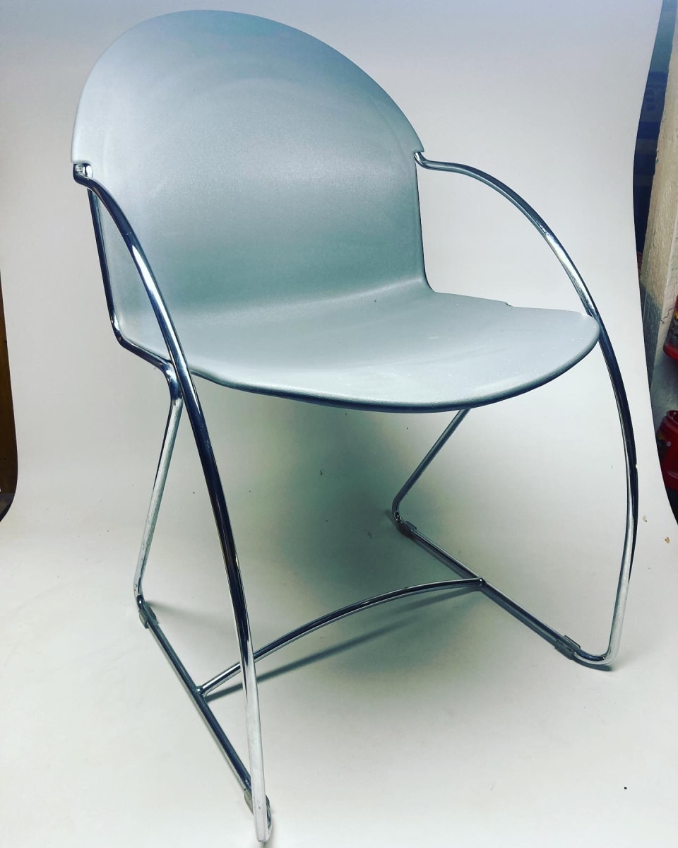 Set of 3 Steelcase chrome stacking chairs 