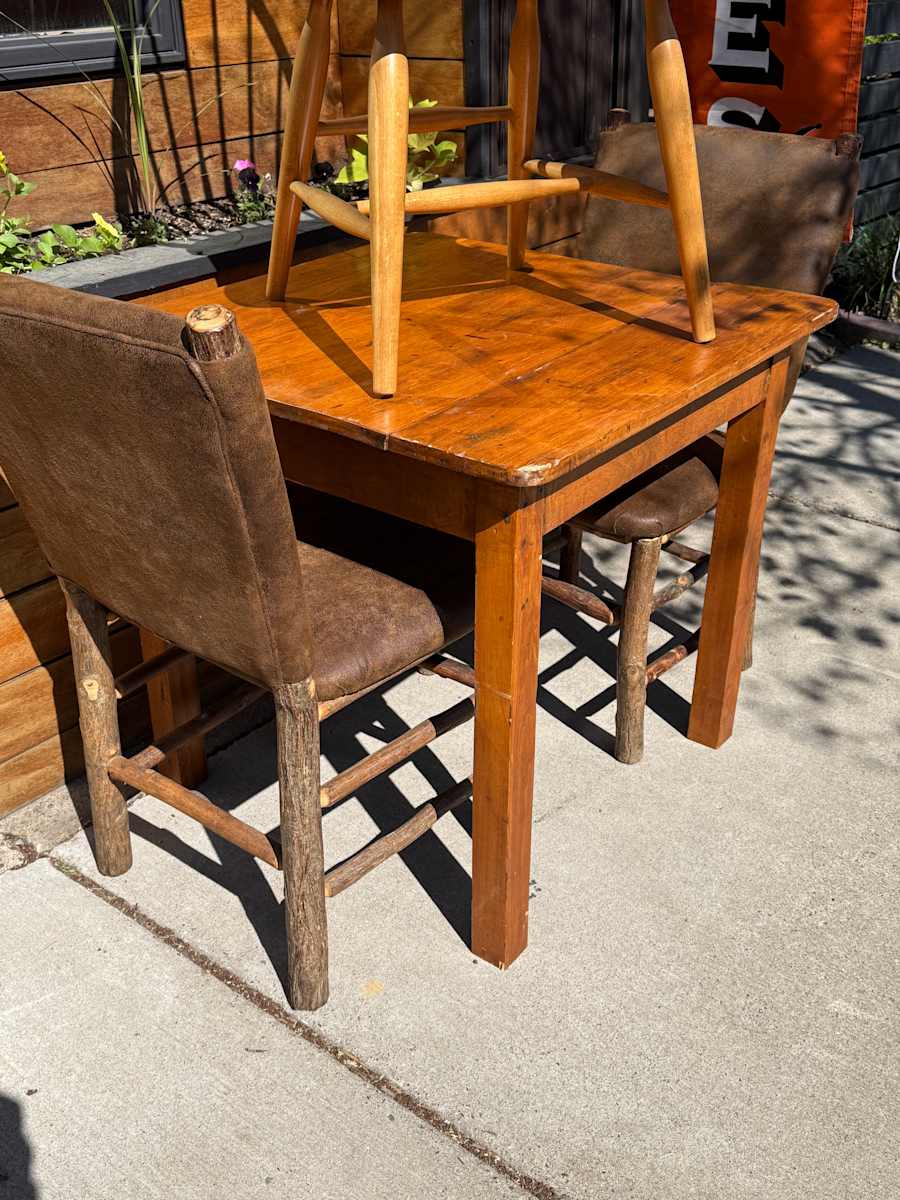 Small square primitive pine table, Image 1.