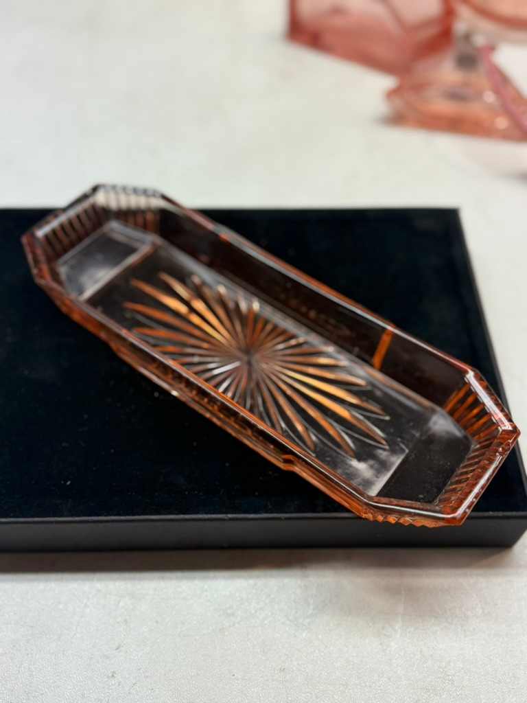Art Deco pink ring tray 
