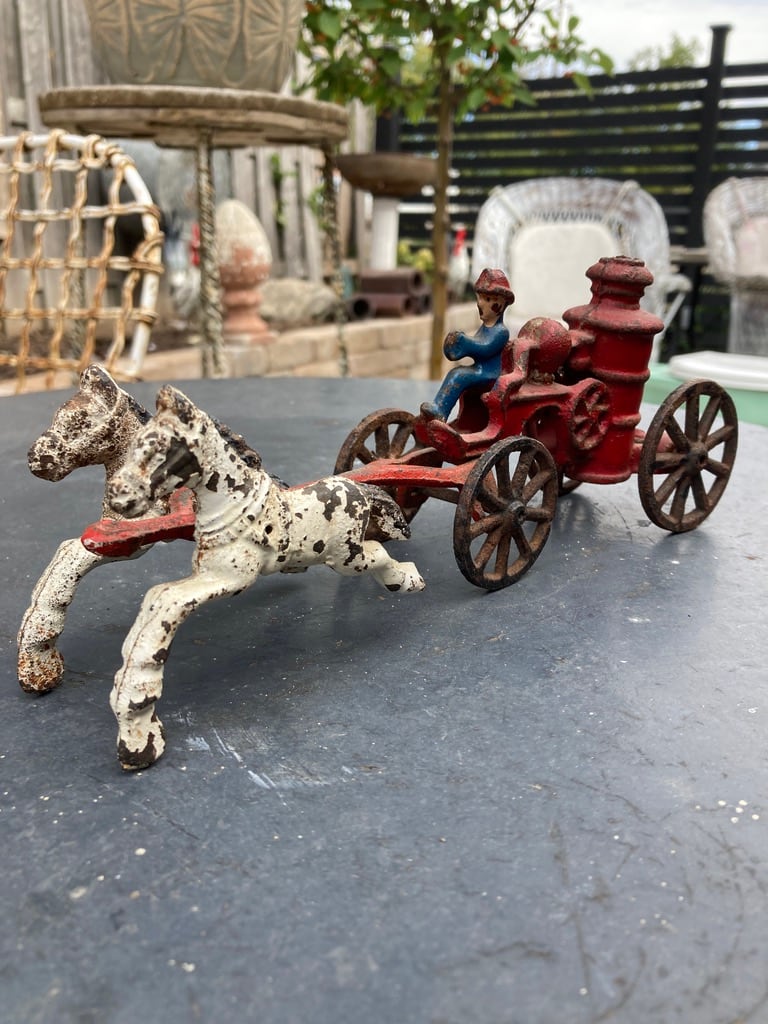 Arcade cast iron horse drawn fire cart 