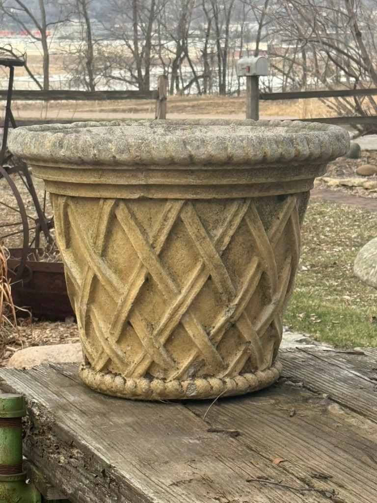 Cement basket weave planter, Image 3.