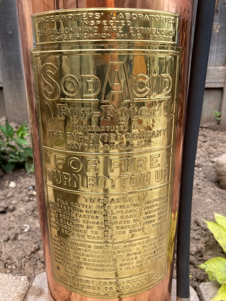 Copper fire extinguisher 