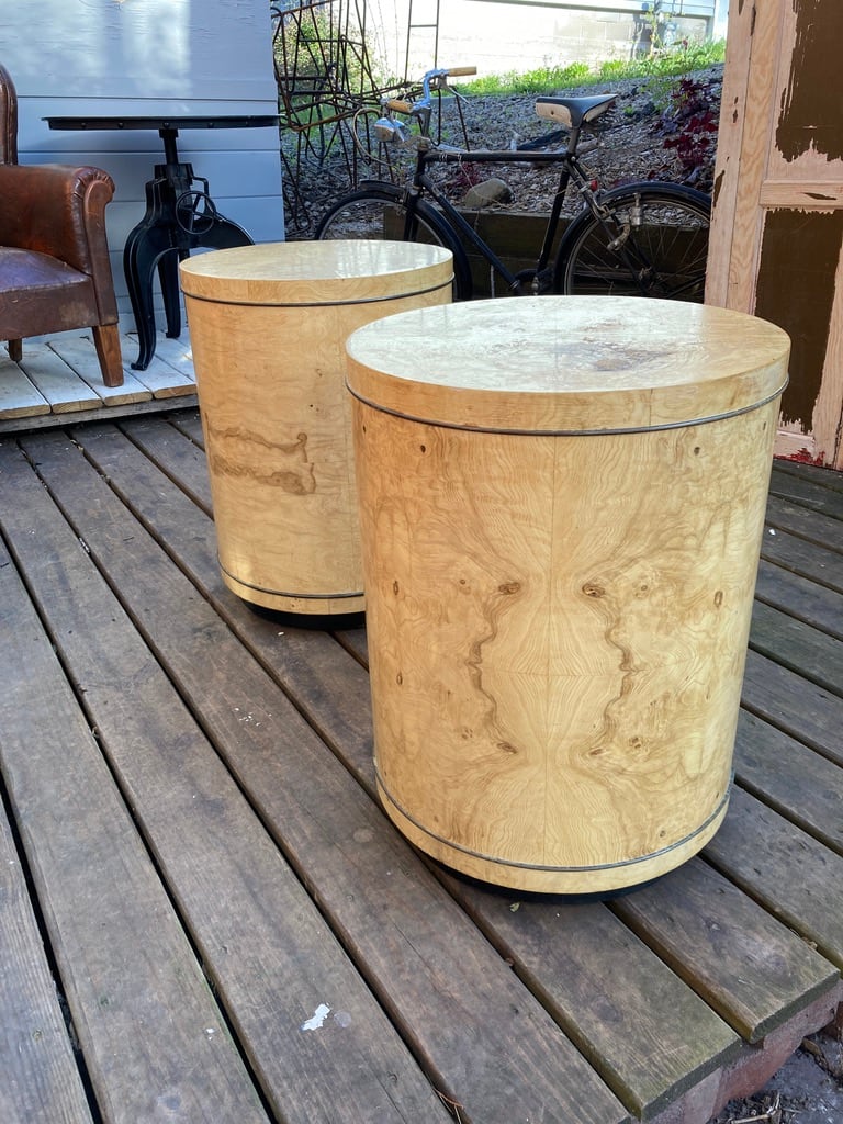 Pair of burled wood cylinder Henredon end tables 