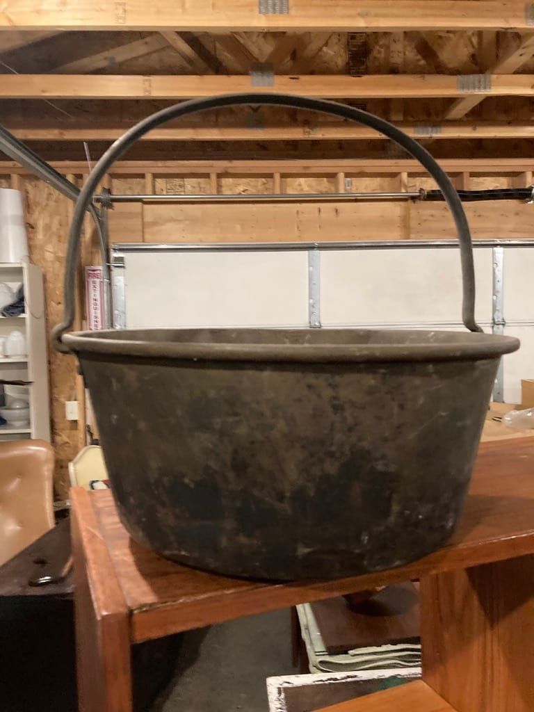 Vintage apple bucket 