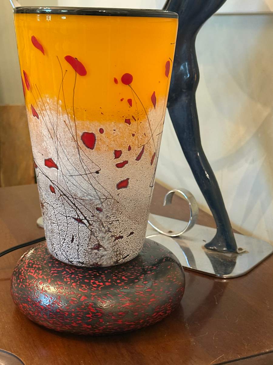 Art glass table lamp, Image 3.