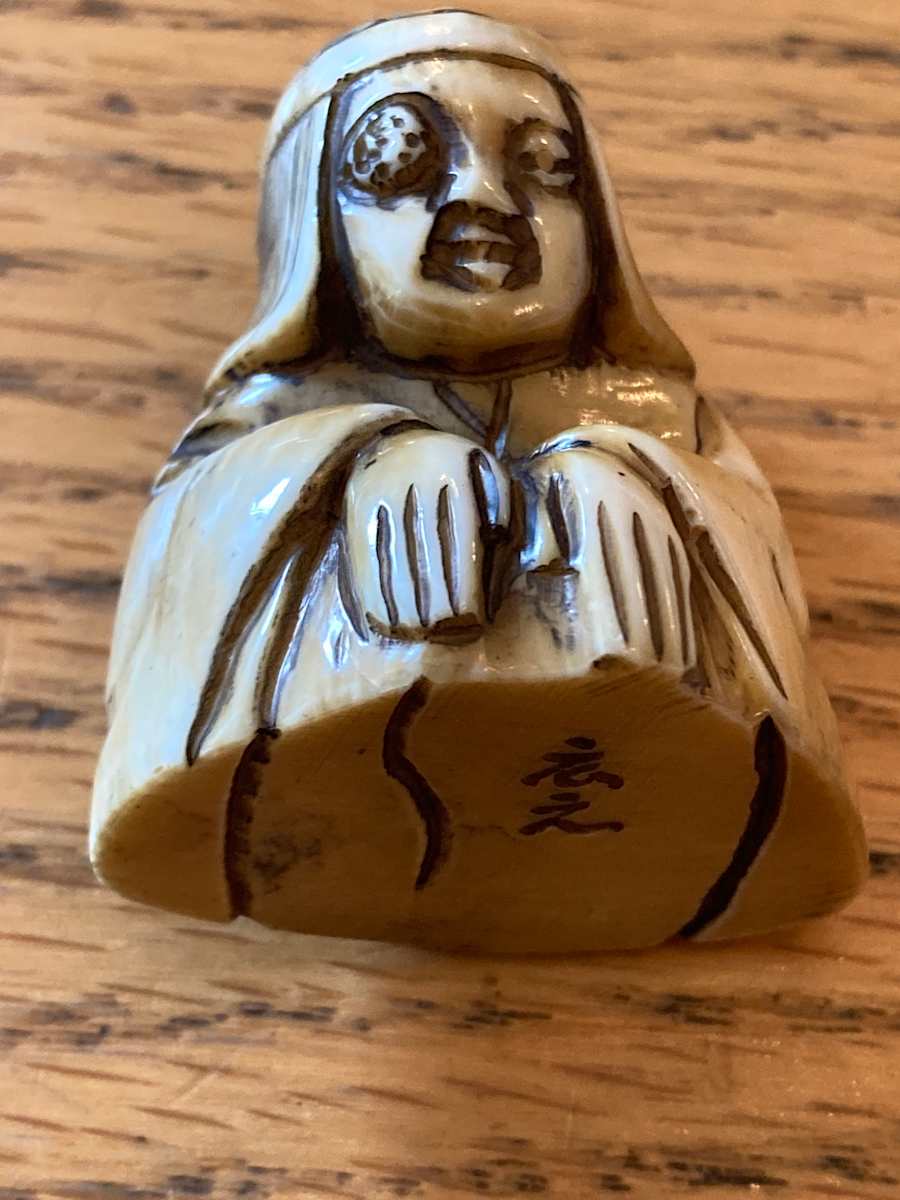 carved ivory netsuke, Image 1.