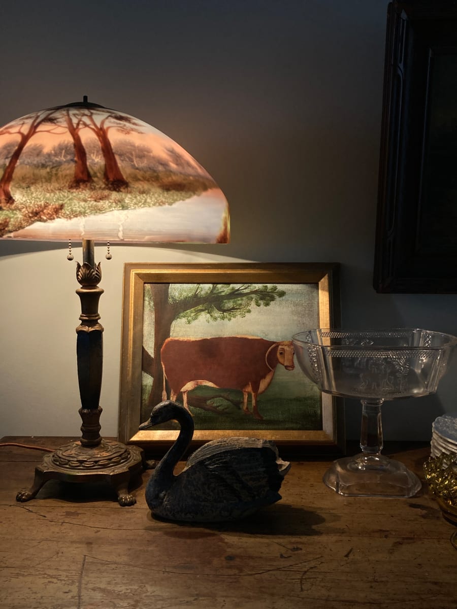 Reverse painted table lamp 