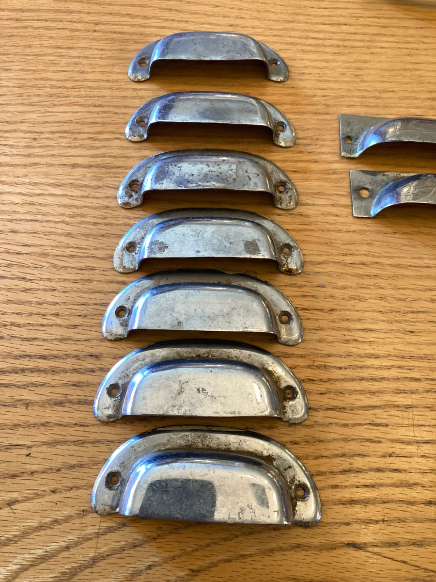 Set of 9 silver bale handles 