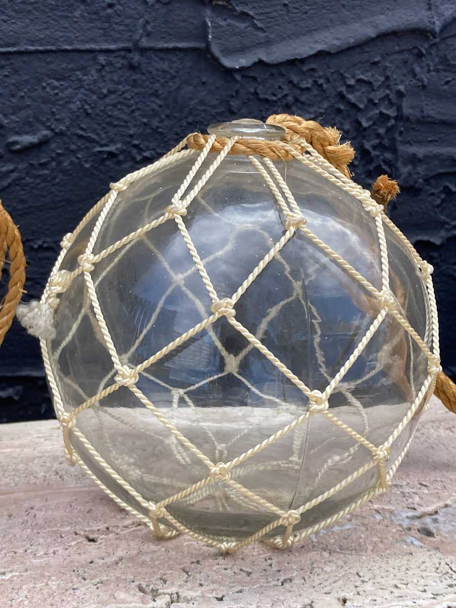 Glass buoy marker 