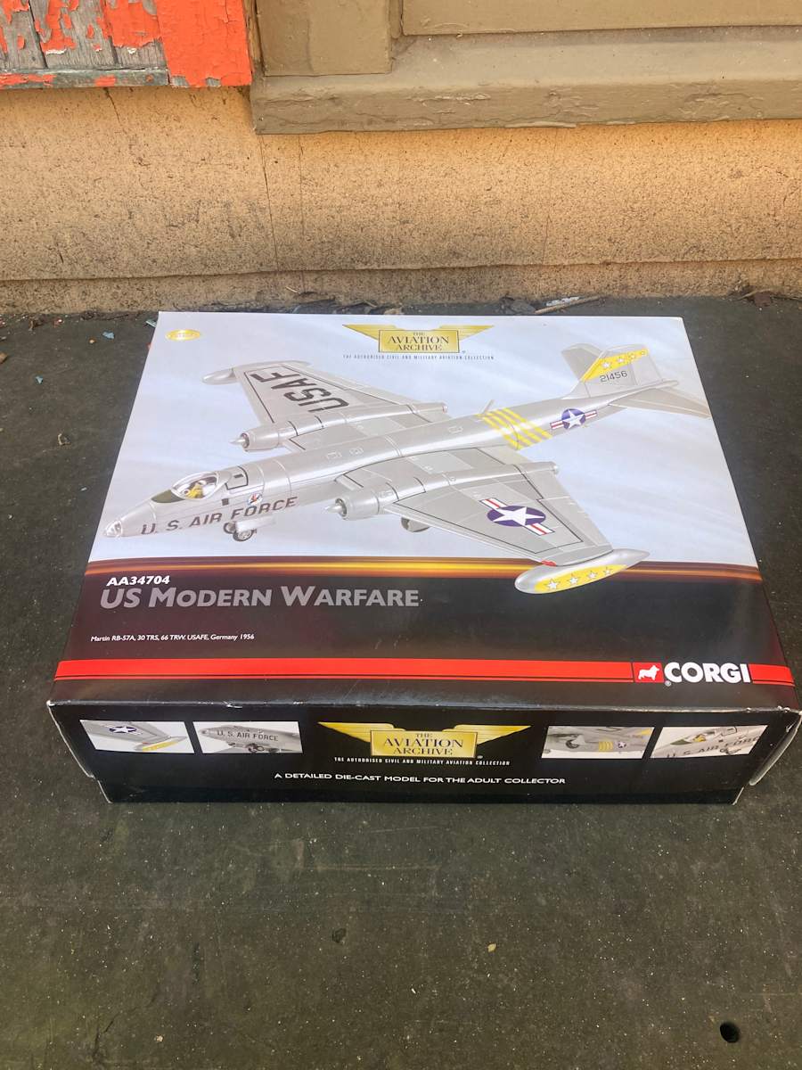 CORGI Martin RB-57A 