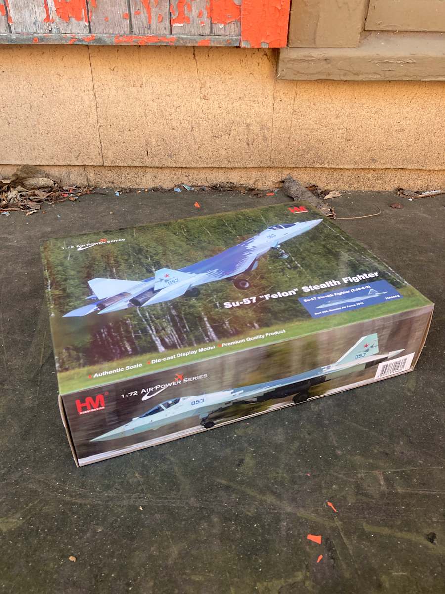 Sukhoi SU-57 "Felon" Stealthfighter die cast toy plane 